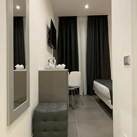 Hotel apartamentowy Bossi Mediolan