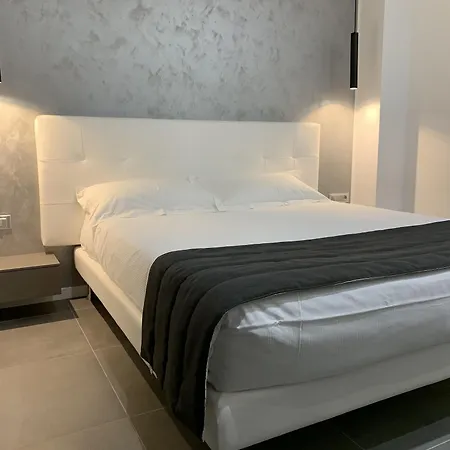 Bossi Hotel apartamentowy